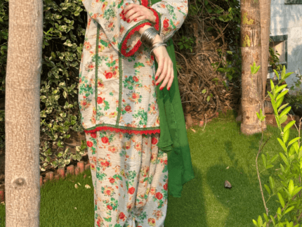 Gulshan 3 Piece Suit Libaas e Laila