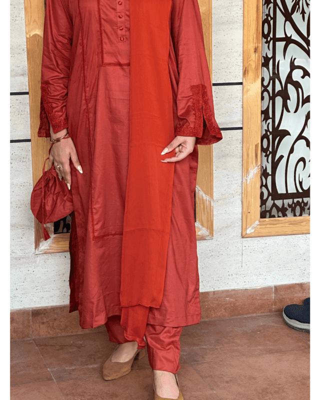 Gulnaar 3 Piece Suit Libaas e Laila