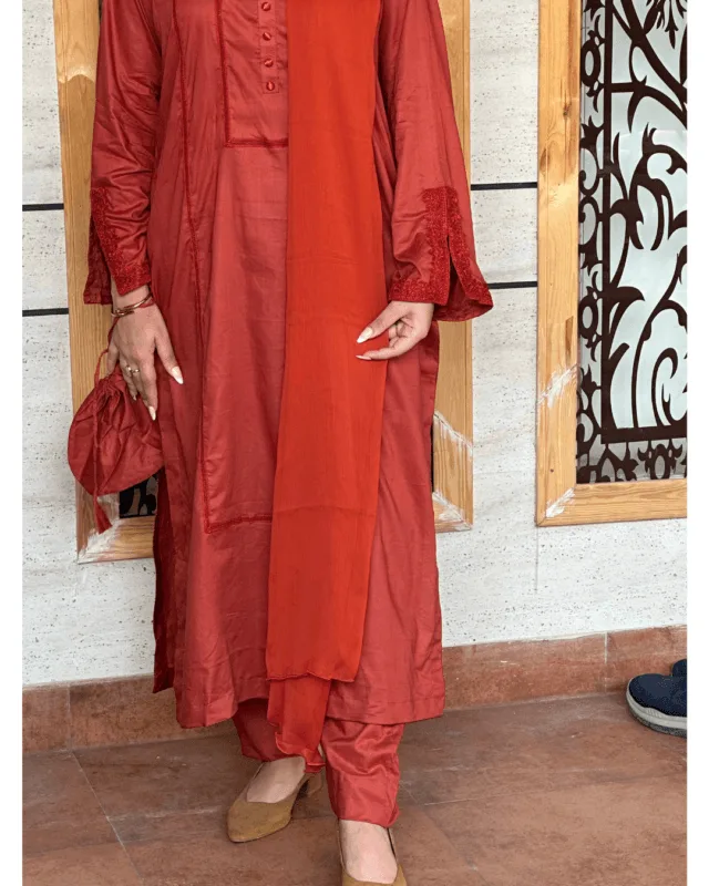 Gulnaar 3 Piece Suit Libaas e Laila